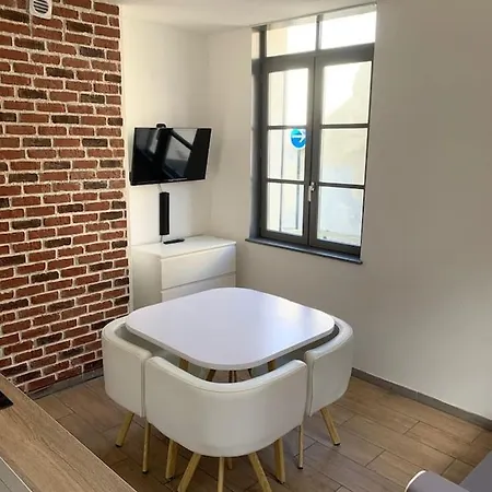 Maison Proche Centre Ville V2 Apartment *